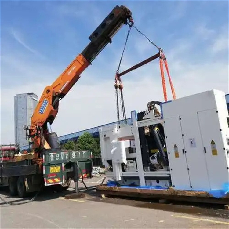 卫东附近小吊车联系方式|8-16吨|本地及时服务