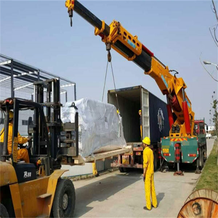 卫东哪里有8吨吊车出租