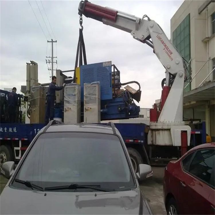 卫东吊车救援小汽车怎么吊